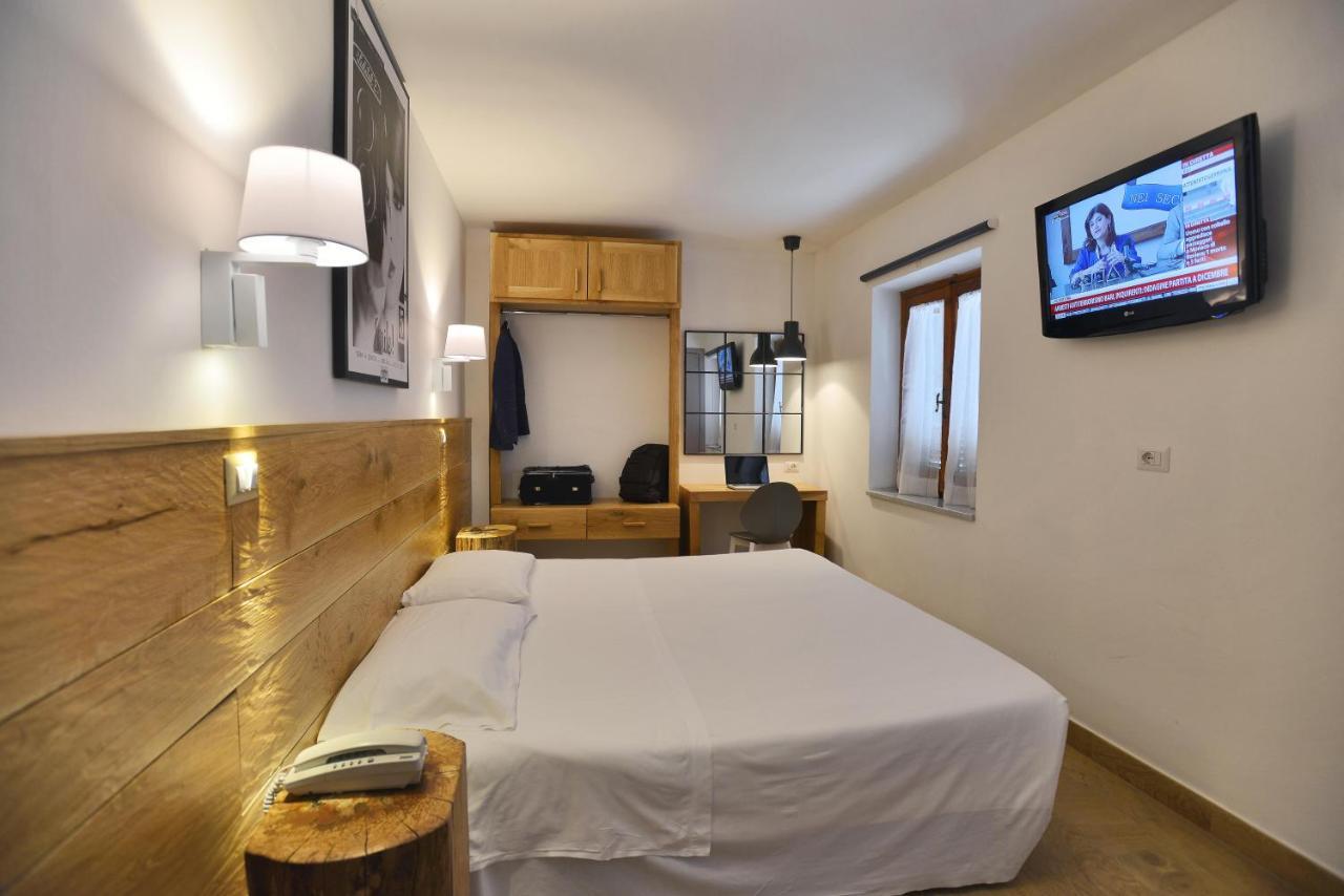 Albergo Les Dependances ノルチャ エクステリア 写真